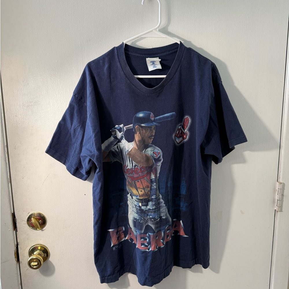 Vintage Cleveland Indians Guardians  Carlos Baerga T Shirt X-Large 90s